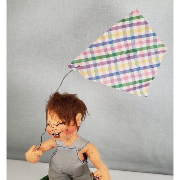Annalee Dolls 8" Kid with Kite 1992 Ltd 1 Year Run #2335 - Picture 14 of 16